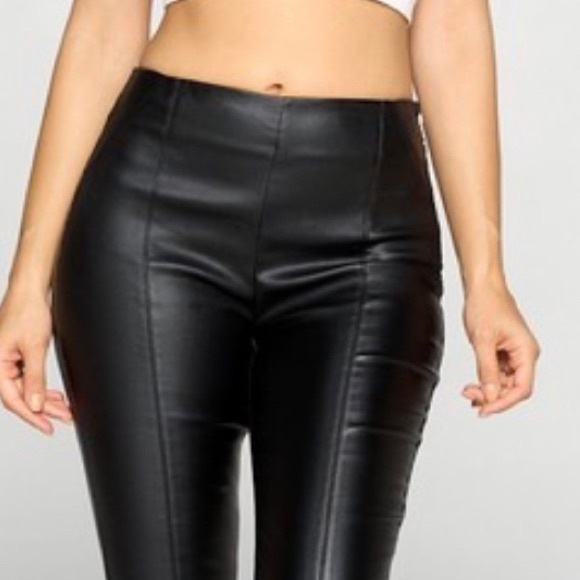 Faux Leather pants - Picture 10 of 10